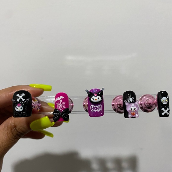 Handcrafted Press ons Kuromi Hello Kitty theme (Glow In The Dark) Short Square - Picture 4 of 8